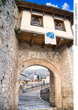 Beautiful stone bridge in Mostar, a UNESCO World Heritage Site 128644914