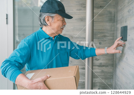 銀髮族 男人 男 128644929