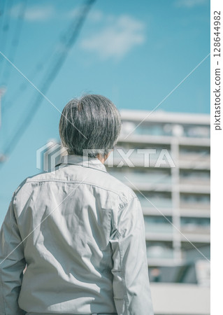 銀髮族 男人 男 128644982