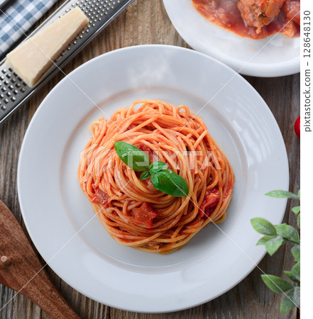 用剩下的雞翅輕鬆翻炒番茄醬！自製意麵 128648130