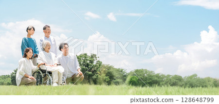 公園裡的三代家庭，三代家庭 128648799