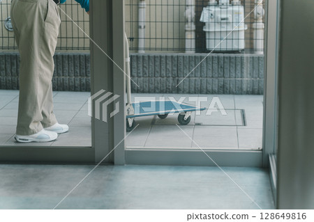 senior, gents, male 128649816