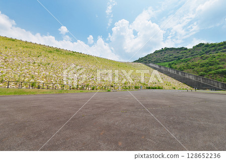 [Tono Dam] Tono, Kokufu-cho, Tottori City, Tottori Prefecture 128652236