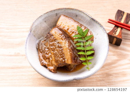 豬肚煮熟 128654197