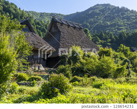美山市茅吹村的美山民俗博物館 128654231
