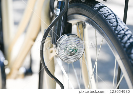 自行車零件特寫:高解析度機械細節 自行車零件特寫:高解析度機械細節 128654980