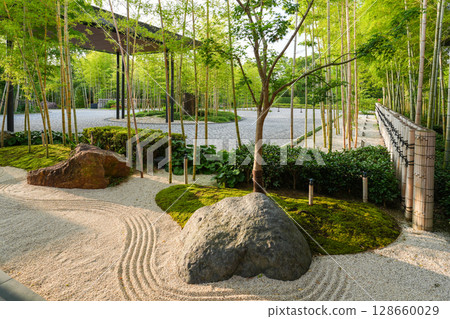 A photo of the castle and its interior taken from Hotel Indigo Inuyama Urakuen, adjacent to the national treasure Inuyama Castle. A photo of the castle and its interior taken from Hotel Indigo Inuyama Urakuen, adjacent to the national treasure Inuyama Castle. 128660029