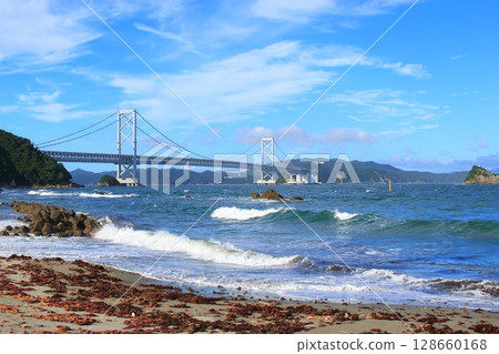 Onaruto Bridge, a suspension bridge connecting Awaji Island and Tokushima Prefecture 128660168