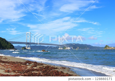 Onaruto Bridge, a suspension bridge connecting Awaji Island and Tokushima Prefecture 128660171