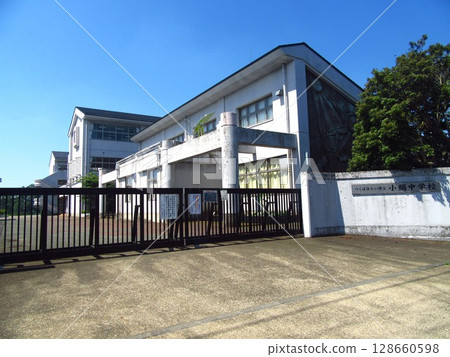 Tsukubamirai City Kokinu Junior High School 128660598