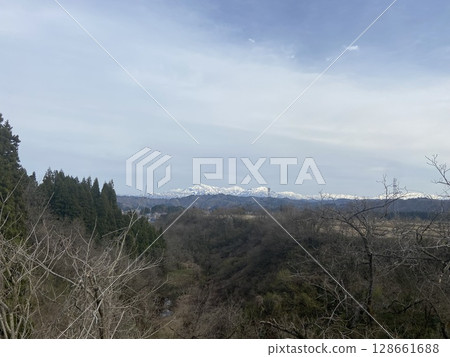 新潟縣長岡市：山間風景 128661688