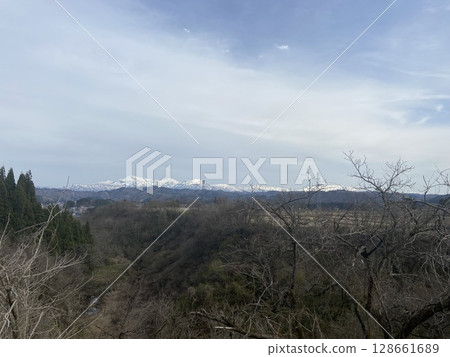 新潟縣長岡市：山間風景 128661689