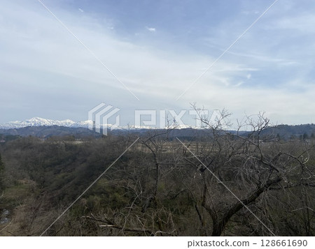 新潟縣長岡市:山間風景 新潟縣長岡市:山間風景 128661690