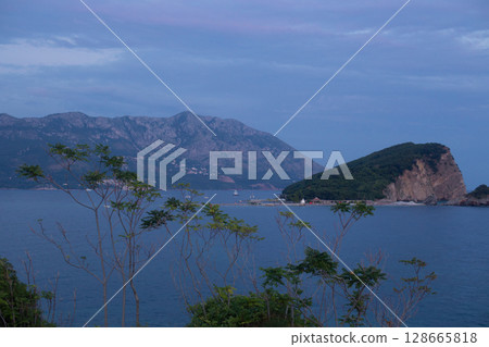 beautiful landscape of the sea against the background of mountains beautiful landscape of the sea against the background of mountains 128665818