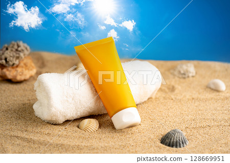 Sun care bottles on wood stand Sun care bottles on wood stand 128669951