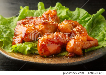 Yangnyeom Chicken Yangnyeom Chicken 128670379