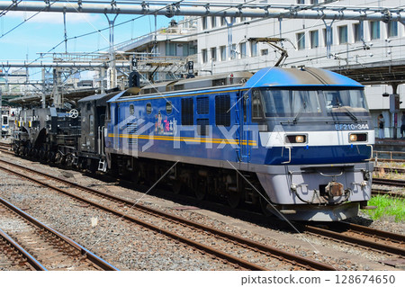 配送8592次列車EF210-344+Yo8629+Shiki801 配送8592次列車EF210-344+Yo8629+Shiki801 128674650