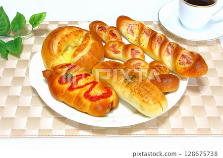 5 types of bread and coffee 5 types of bread and coffee 128675738