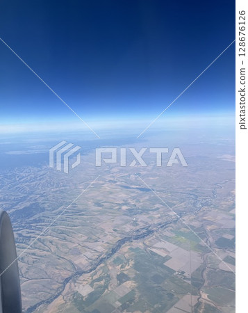 America as seen from an airplane 128676126