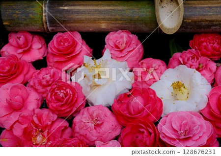 Flower water fountain at Jurinji Temple in Kyoto 128676231