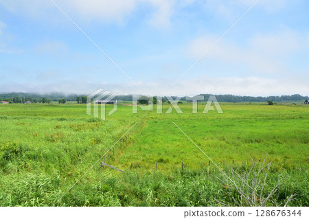 View from the train window on JR Hokkaido's Nemuro Line from Kamiohoro Station to Akkeshi Station View from the train window on JR Hokkaido's Nemuro Line from Kamiohoro Station to Akkeshi Station 128676344