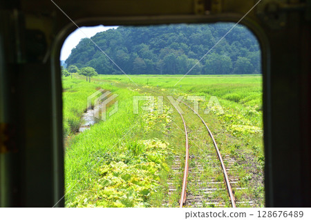 View from the train window on JR Hokkaido's Nemuro Line from Akkeshi Station to Hama-naka Station View from the train window on JR Hokkaido's Nemuro Line from Akkeshi Station to Hama-naka Station 128676489