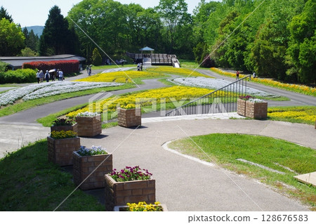 View of the Flower Plaza in Bihoku Hills Park 128676583
