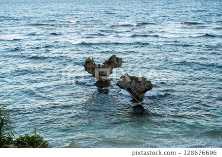 沖繩、古宇利島｜情侶推薦！ Heart Rock 觀光指南 128676696