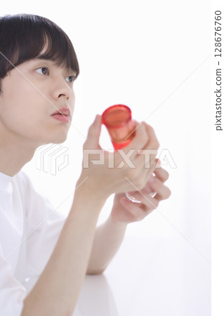 20多歲男性的美容 128676760