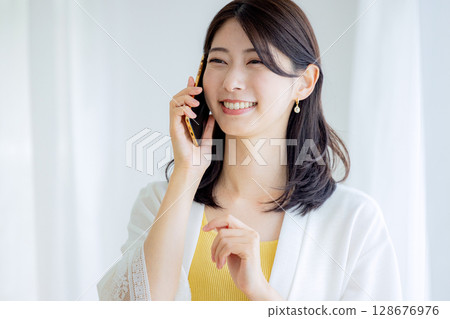 淺談智能手機的女人 128676976