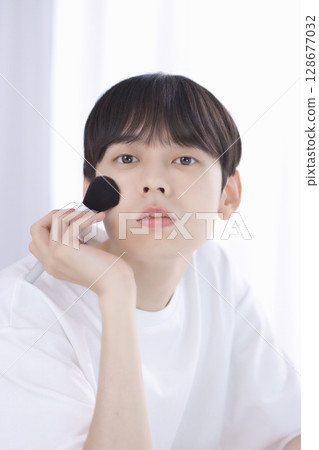 Beauty for men in their 20s Beauty for men in their 20s 128677032