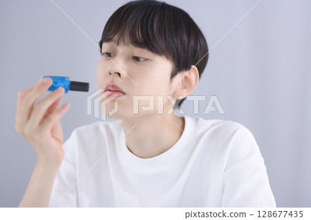 20多歲男性的美容 128677435