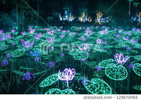Okinawa's largest illumination | Southeast Botanical Garden Night 128678468