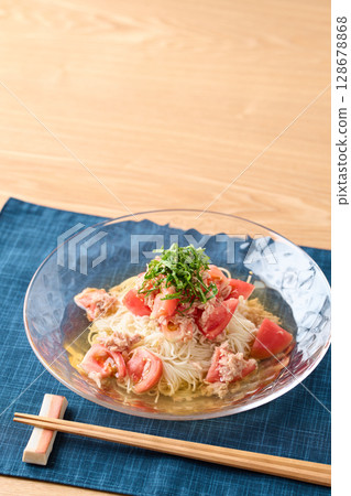 番茄金槍魚素面 128678868