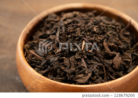 碗中烏龍茶葉的特寫 碗中烏龍茶葉的特寫 128679200