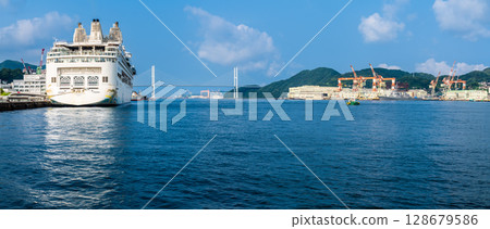 Cruise ship arriving at Nagasaki Port (Star Navigator) Panorama of Mizube no Mori Park [Nagasaki City] 128679586
