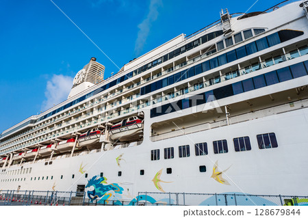 Nagasaki Port Cruise Ship Arrival (Star Navigator) Matsugae Pier [Nagasaki City] 128679844