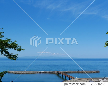 通往大海的路 通往大海的路 128680238