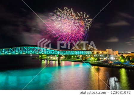 Kanagawa Prefecture: Hakkeijima Sea Paradise Fireworks Symphony 128681972