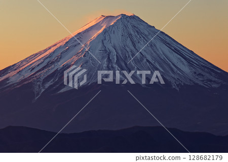 Fuji at sunrise seen from Mt. 128682179