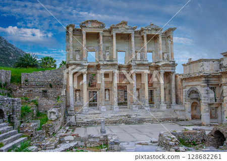 Kelsus Library 128682261