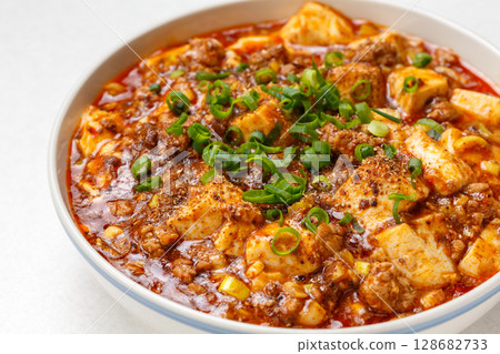 Mabo tofu Mabo tofu 128682733