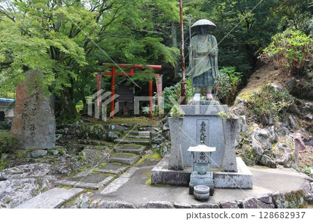 Shikoku Pilgrimage, 81st Temple, Hakuhoji Temple Shikoku Pilgrimage, 81st Temple, Hakuhoji Temple 128682937