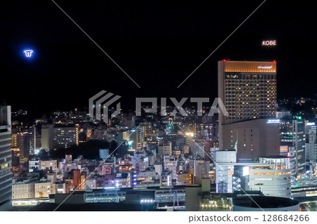 Night view of Kobe city from the observation deck of Kobe City Hall 128684266