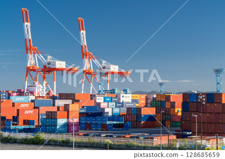 <神奈川縣>南本牧碼頭貨櫃碼頭 128685659