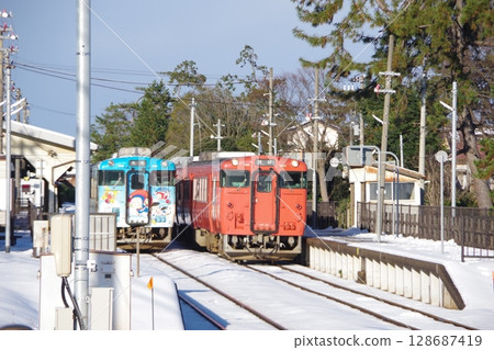 Himi Line Amaharashi Station Kiha 40 Himi Line Amaharashi Station Kiha 40 128687419