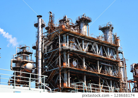 Refinery Plant_07 128688174