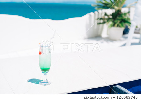 Resort drinks 128689743