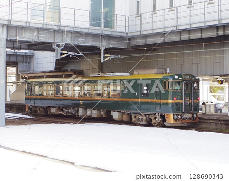 冰見線 高岡站 Kiha 40 貝爾蒙特 128690343