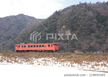 山口線，長門峽附近，Kiha 40 128691895